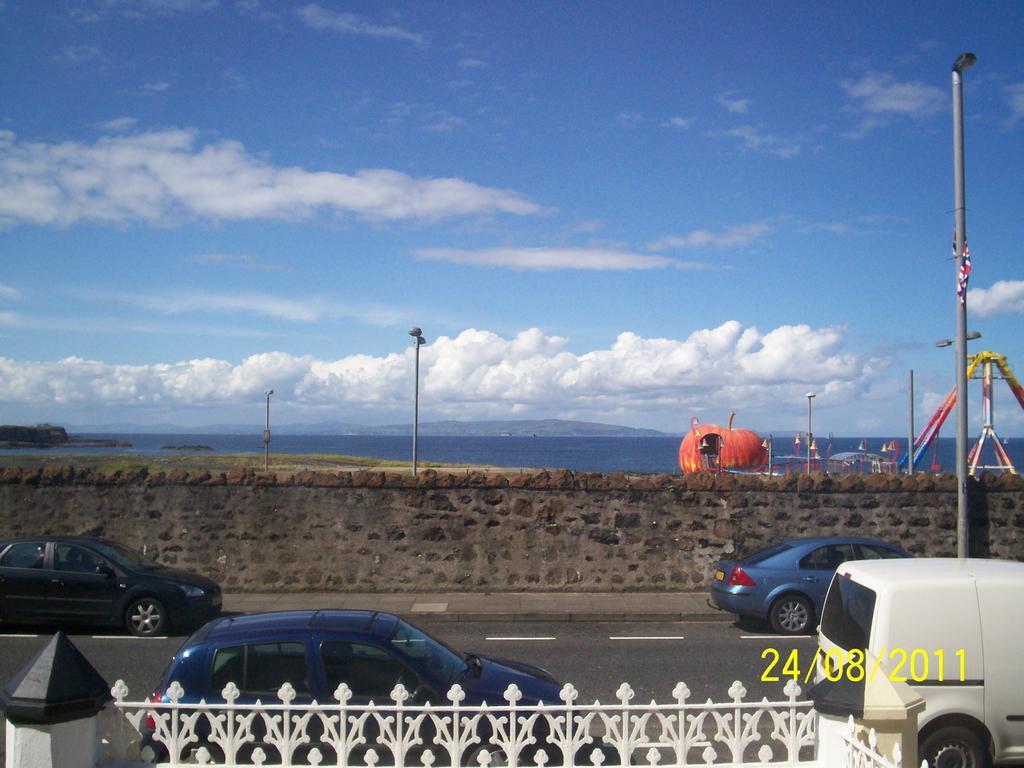 Atlantic View B&B Portrush Bagian luar foto